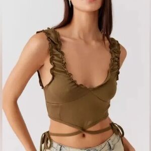 EUC Urban Outfitters Ruffle Side Tie Cropped Tank